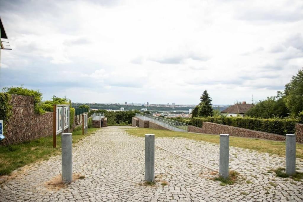Apartamento Cozy Friendly Place With Free Parking *